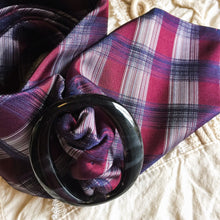 Load image into Gallery viewer, Calvin Klein silk tie belt