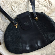 Load image into Gallery viewer, Vintage leather purse
