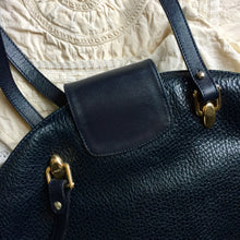 Load image into Gallery viewer, Vintage leather purse