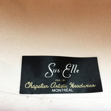 Load image into Gallery viewer, Cream felt feathered hat