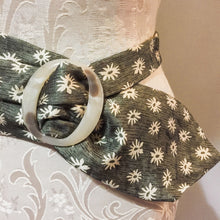 Load image into Gallery viewer, Flowered green silk tie belt
