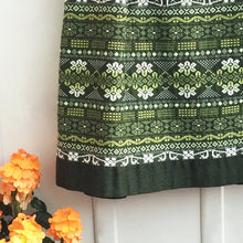 Load image into Gallery viewer, Vintage Guatemalan embroidered skirt | Size: S/M
