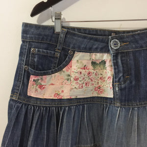 Ruffled denim skirt with patchwork detail  | Size: L