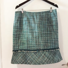 Load image into Gallery viewer, Liz Claiborne tweed skirt | Size: Petite 12
