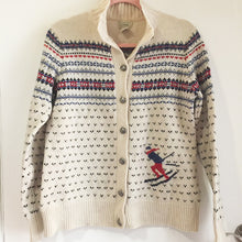 Load image into Gallery viewer, LL Bean lamb&#39;s wool cardigan | Size: L

