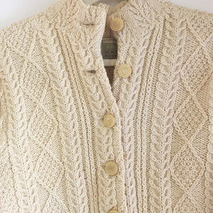 Irish wool cable-knit sweater | Size: S-M