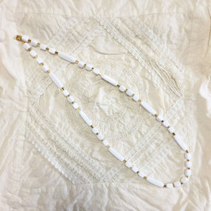 Vintage Trifari white and gold bead necklace