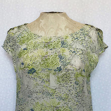 Load image into Gallery viewer, We Love Vera silk blouse | Size: 4
