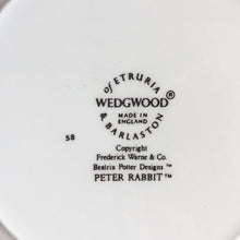 Load image into Gallery viewer, Peter Rabbit Wedgwood plate

