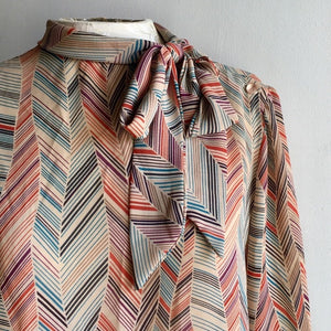 Vintage blouse | Size: L/XL